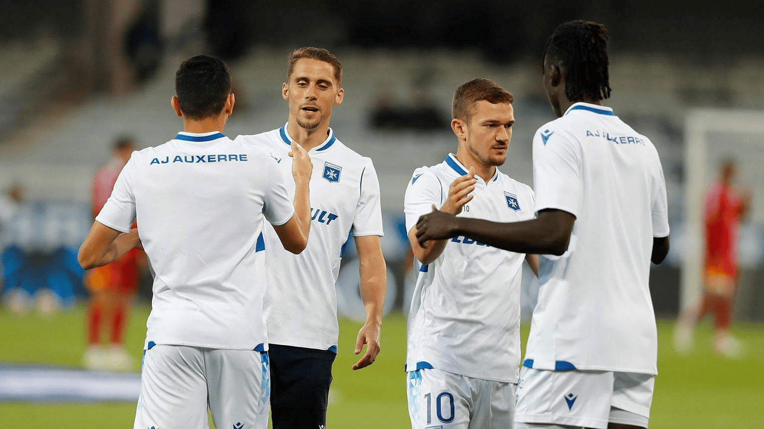 开云平台中国转会期法甲焦点战;波尔图外线爆发;压力陡增;细节决定成败(波尔图对法伦斯直播)