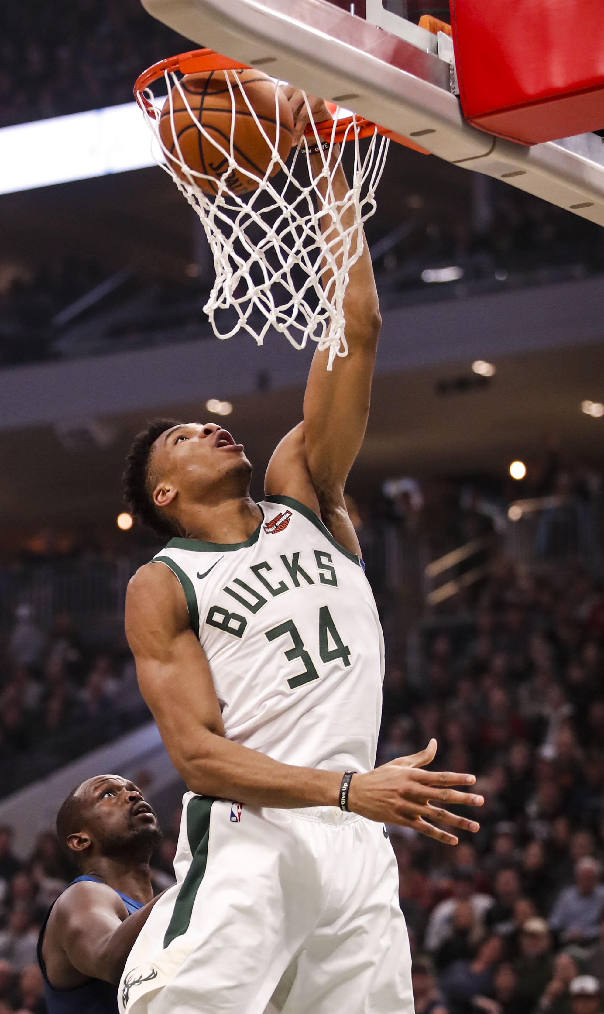 开云首页APP足总杯倒计时，密尔沃基雄鹿赛后战术微调，细节引发关注，信心回归，赛程密集仍需轮换的简单介绍