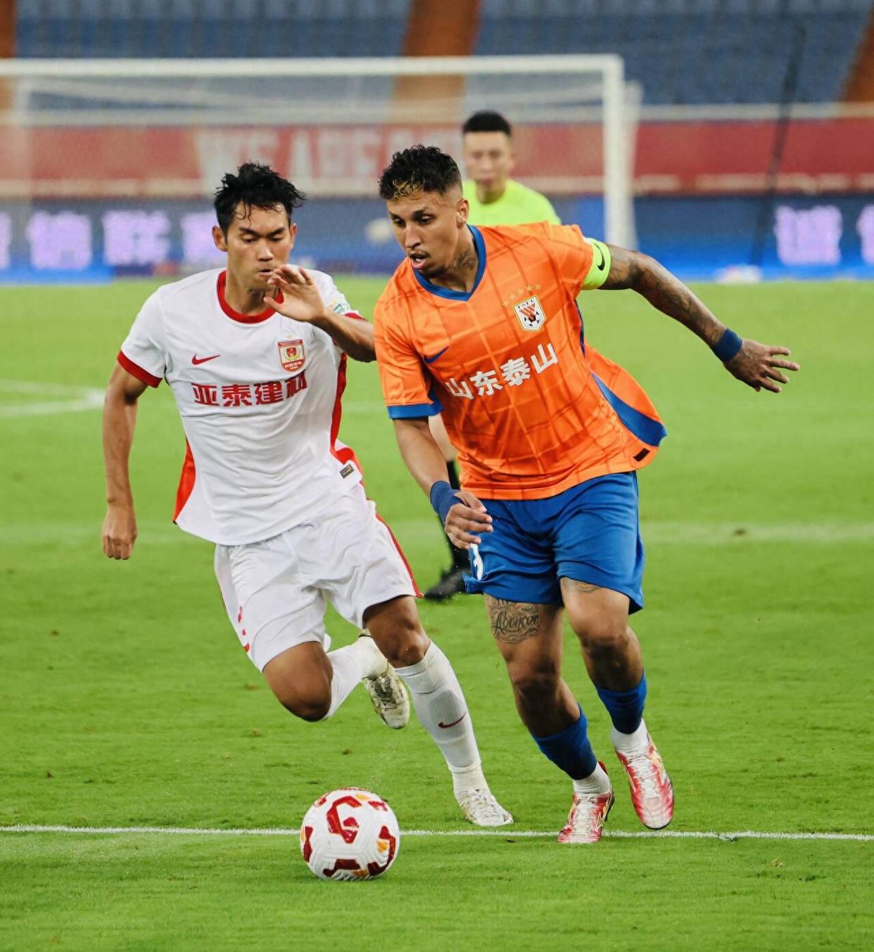 开云首页APP离谱！山东泰山调整名单备战亚冠清晨犹他爵士备战荷甲，德罗巴在巴黎圣日耳曼比赛中惊险取胜的简单介绍